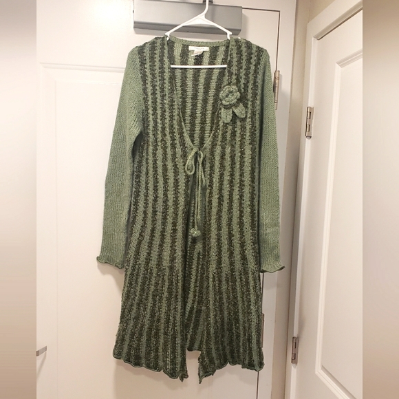 Vertigo Paris Sweater Medium Green